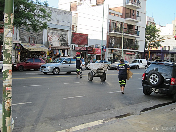 Buenos Aires Trash Pick Up