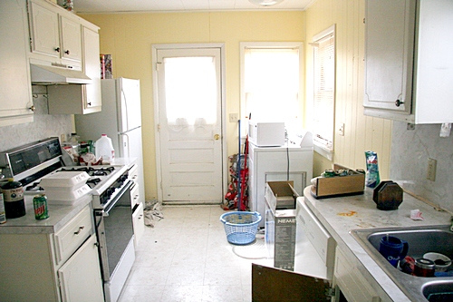 kitchen2-before